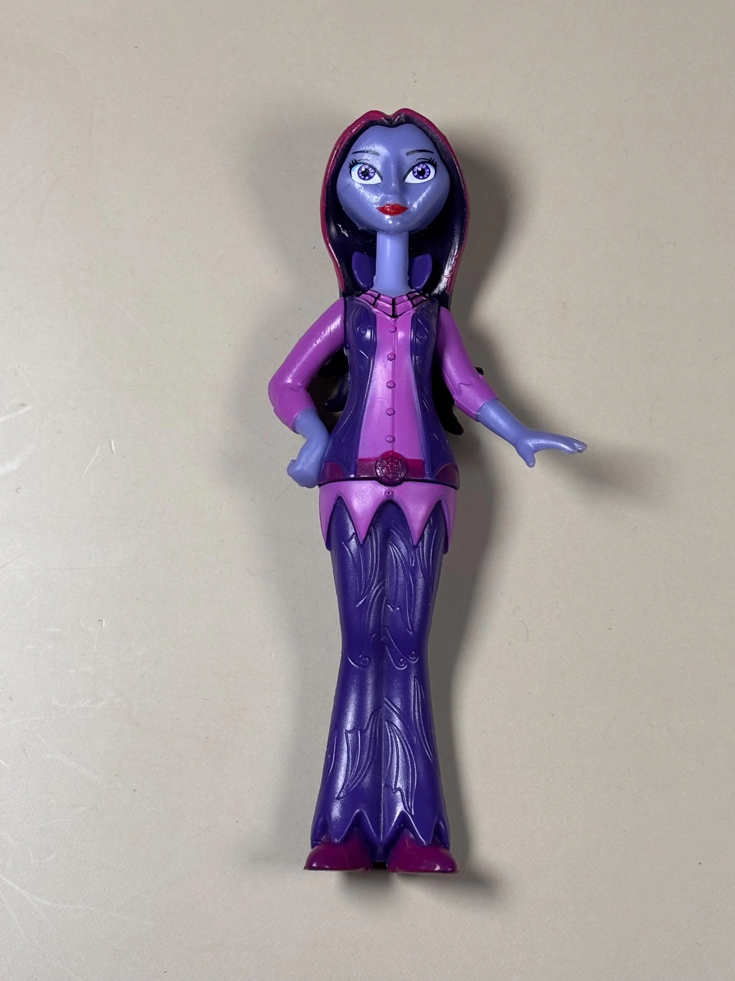Disney Vampirina Oxana Hauntley Vee's Mom 5" Figure Cake Topper Toy Halloween