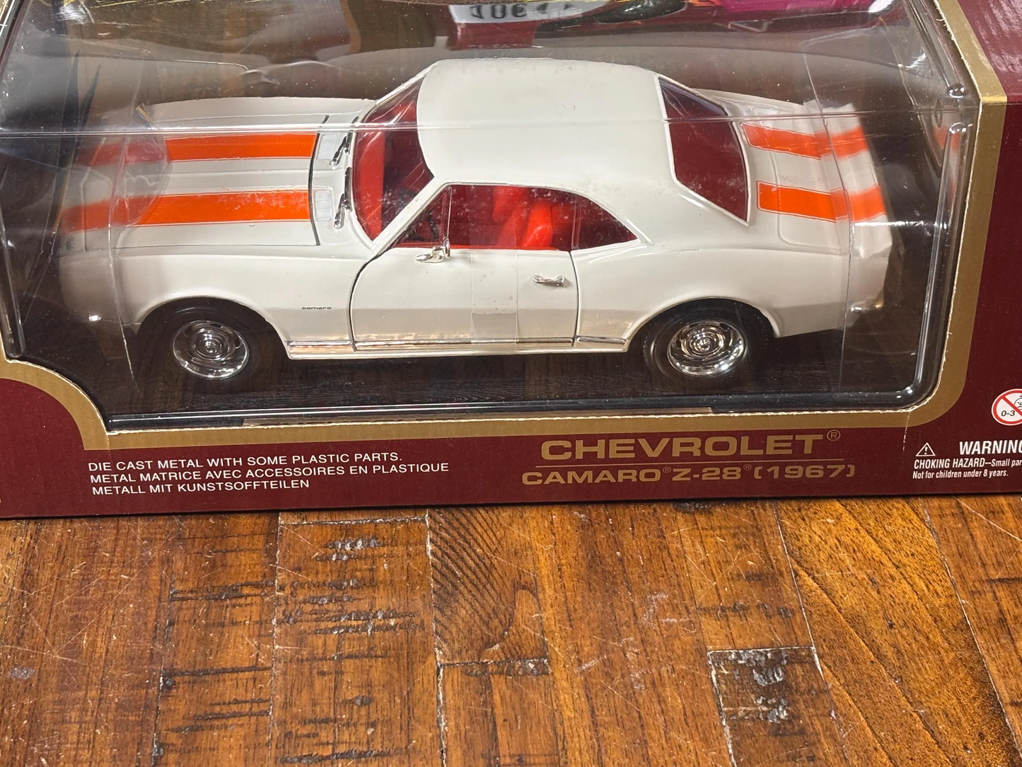 Road Legends 1967 Chevy Camaro Z-28 Diecast Metal 1:18 Car New White Orange