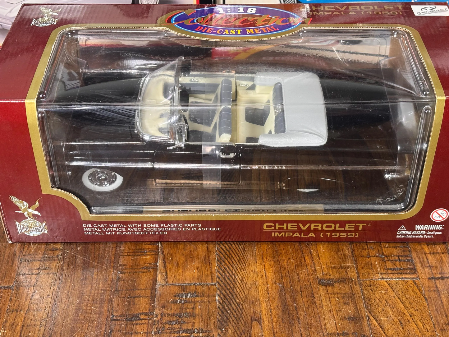 Chevy Chevrolet Impala 1:18 Die-Cast Road Legends 1959 Convertible Black New