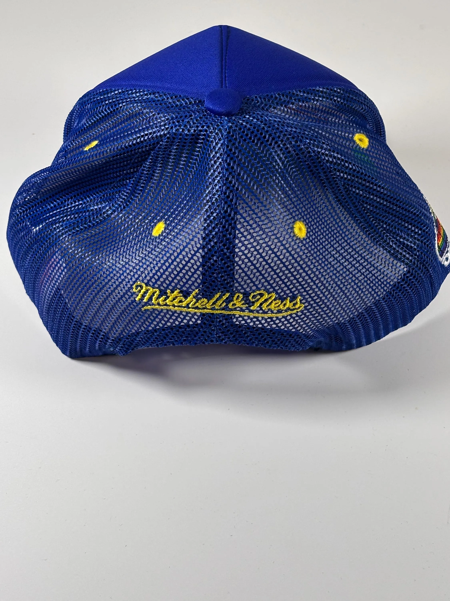 Mitchell & Ness Blue Trucker Hat Denver Nuggets Team Seal Hardwood Classic New