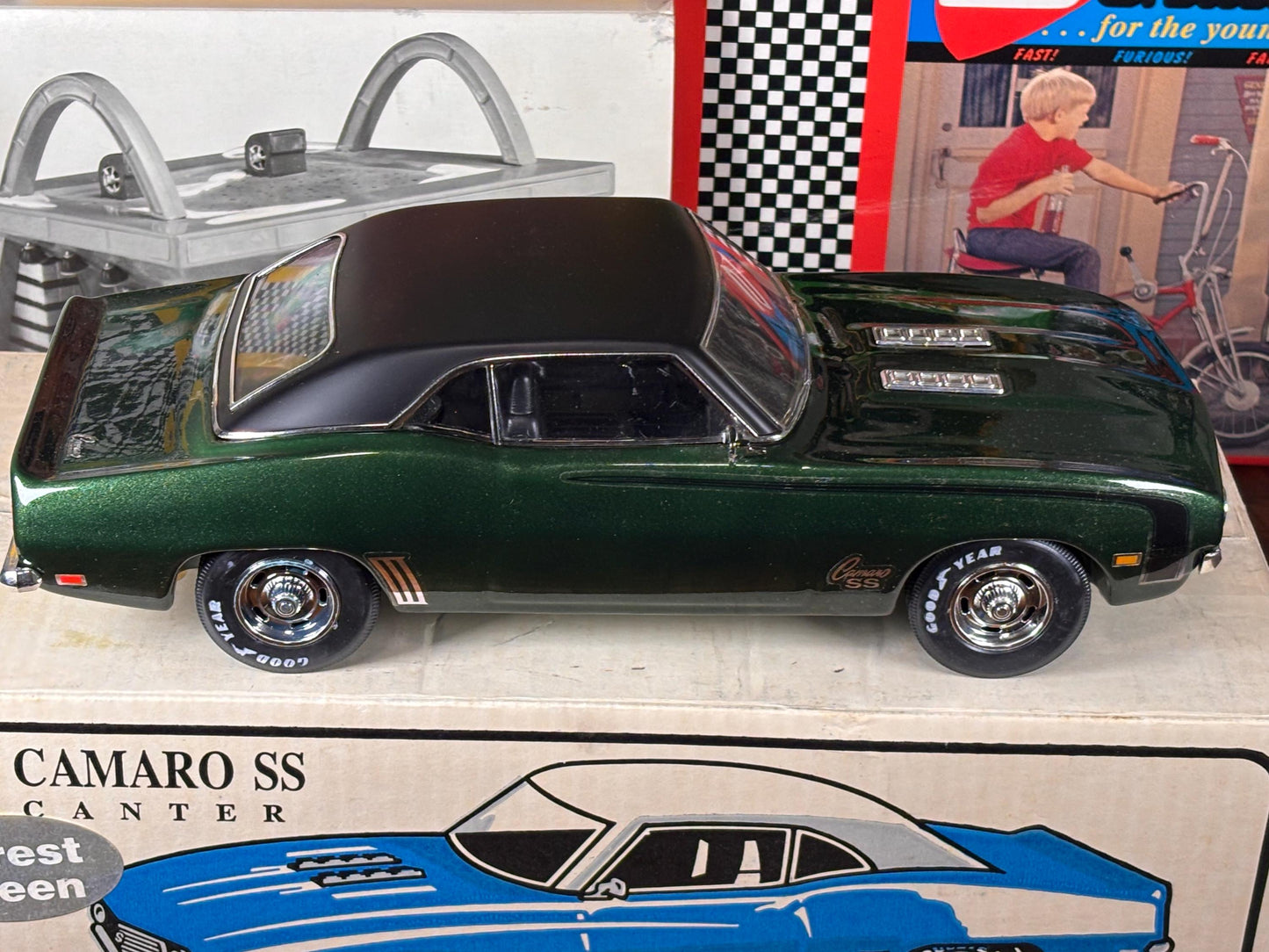 Jim Beam 1969 Chevrolet Chevy Camaro SS Dark Green Forest Empty Decanter