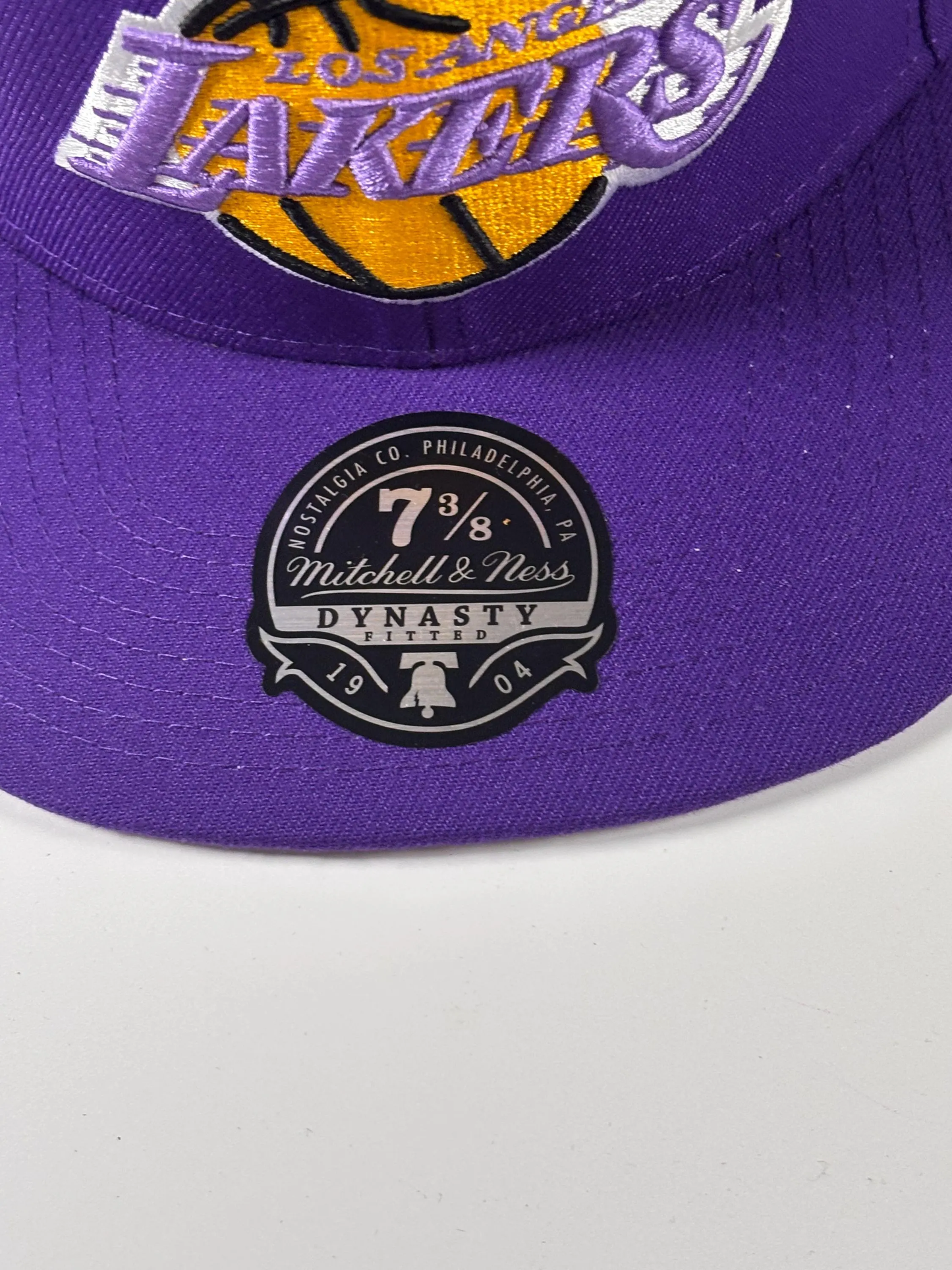 Mitchell & Ness LA Los Angeles Lakers Gold Purple Fitted Hat Cap 7 3/8 New NBA