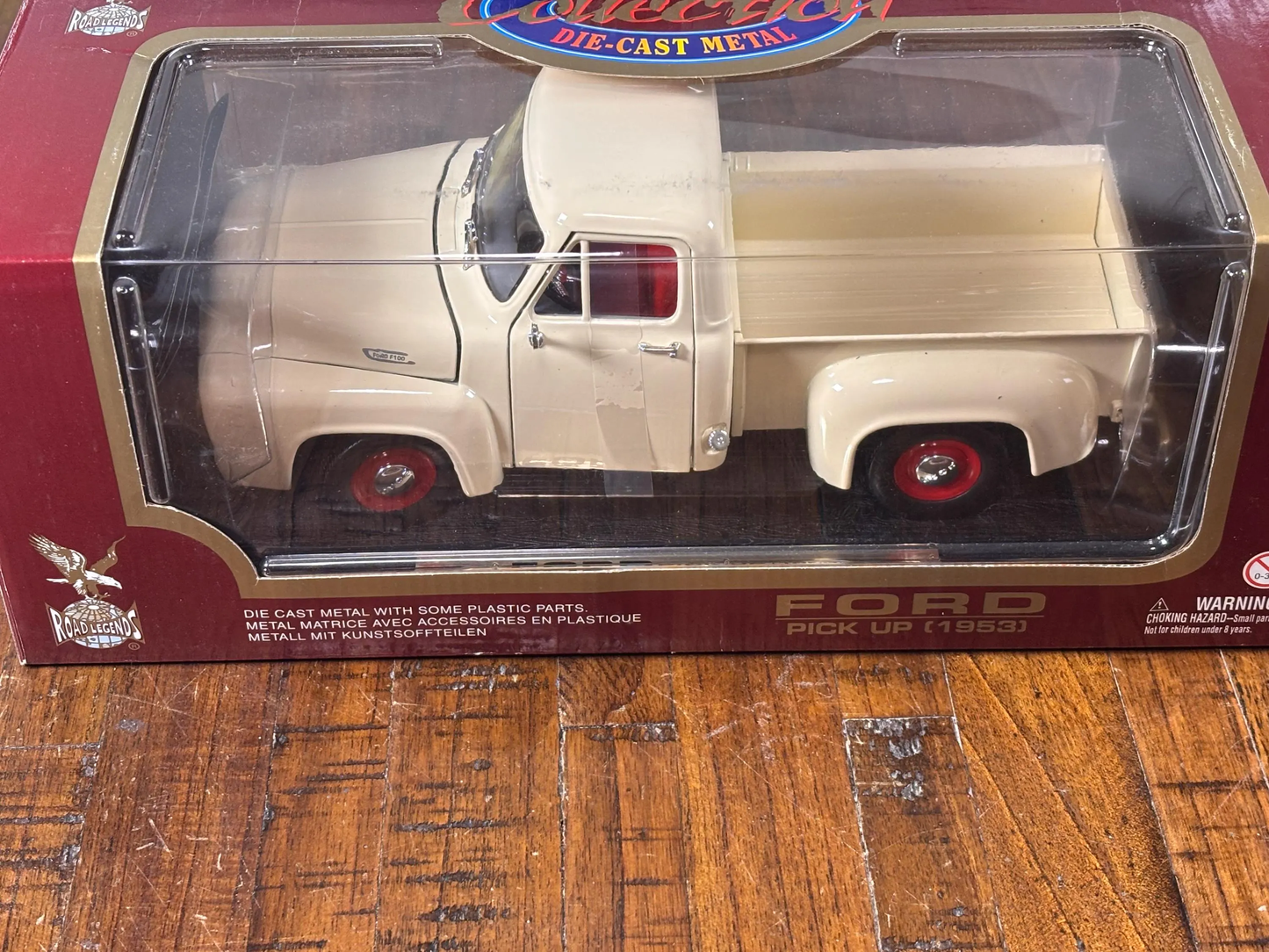 Road Legends 1953 Ford Pick Up Truck Cream White Die Cast Metal 1:18 Scale New