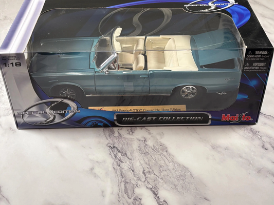 Maisto 1:18 1965 Pontiac GTO Convertible Hurst Lighy Blue Special Edition New