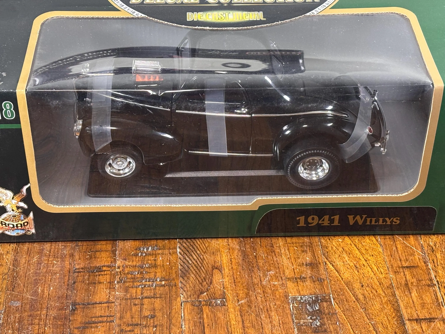 Road Legends 1:18 1941 Willys Black Chrysler Corporation No.92278 New Diecast