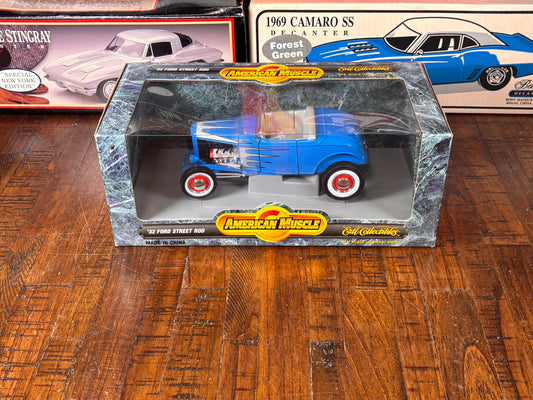 Ertl American Muscle 1/18 1932 Ford Street Rod Blue & Gray Diecast Model Car New