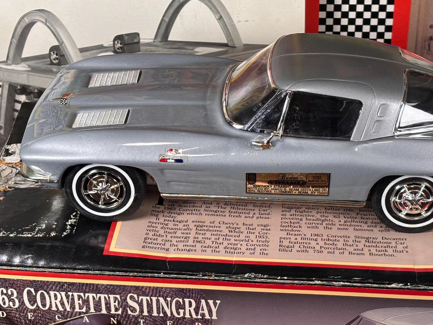1963 Silver Corvette Stingray Decanter Jim Beam Special New York Edition Empty