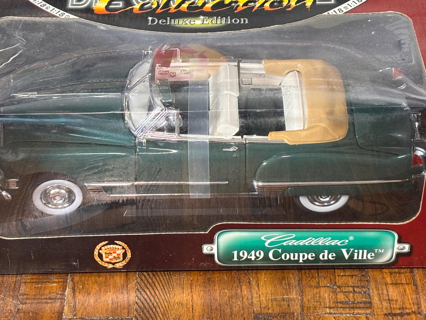 1/18 Diecast Road Legends Collection 1949 Green Cadillac Coupe De Ville New