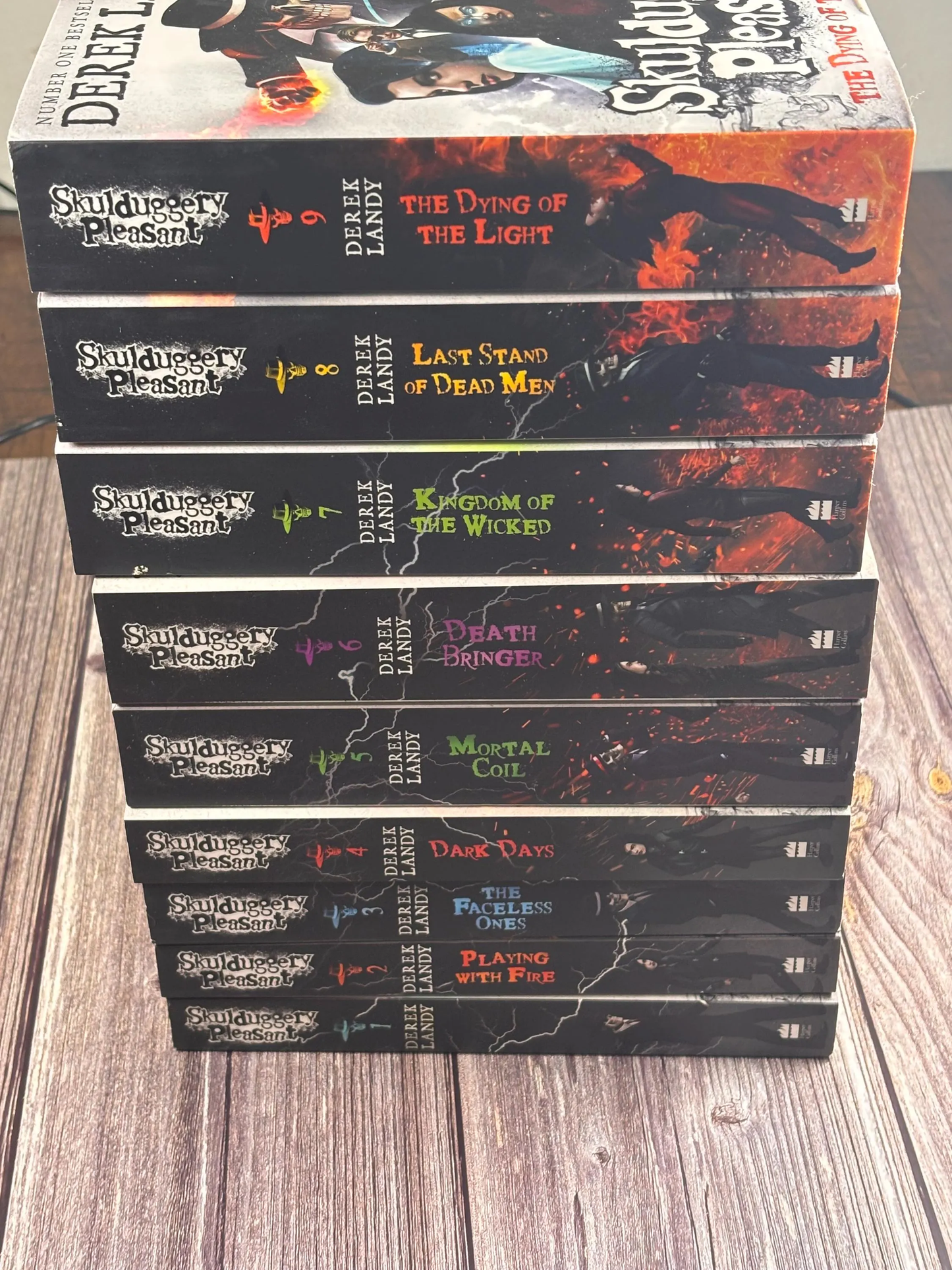 Skulduggery Pleasant by Derek Landy Phase One Complete Paperback Books 1-9 Set Lot New Manga