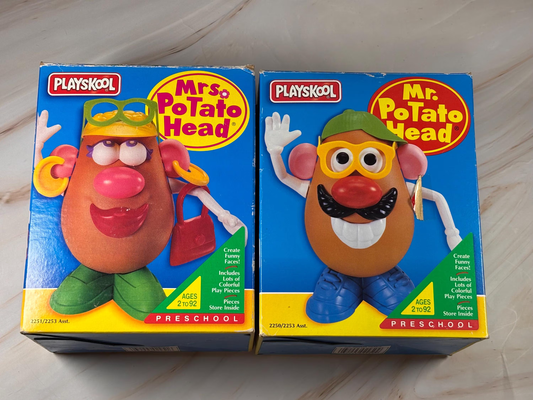 VTG Hasbro Playskool Mr. & Mrs. Potato Head Toy 6" With Accessories 1992-1995