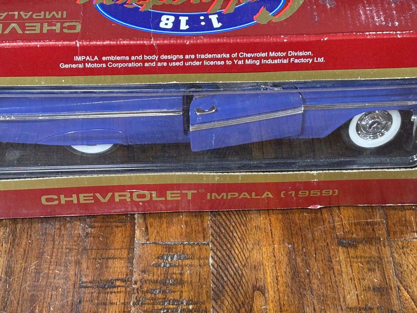 Road Legends 1959 Chevrolet Blue Impala Convertible 1:18 Collection Edition Car