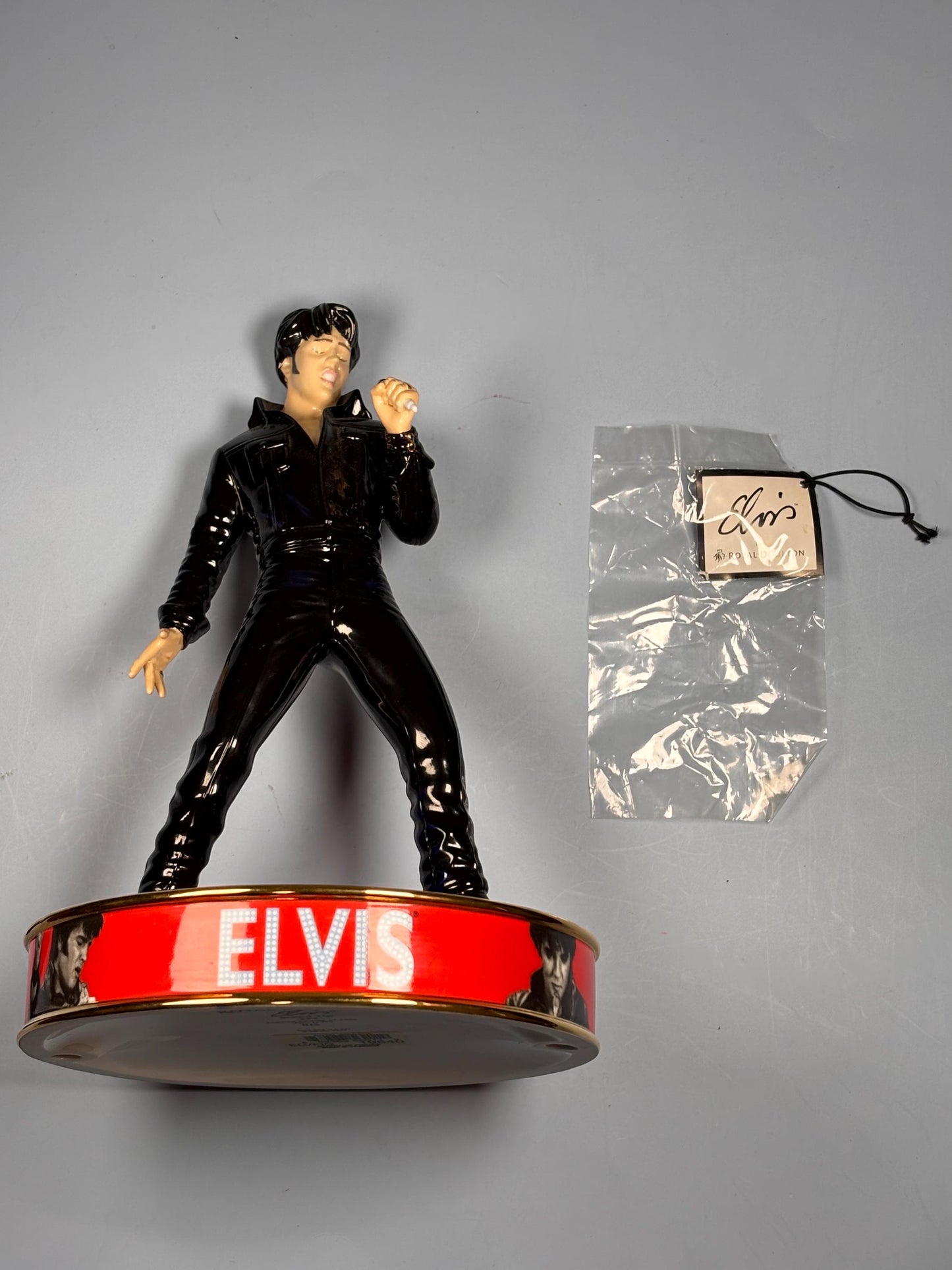 Royal Doulton Elvis Presley Stand Up Figure EP2 Limited Edition Of 2,500 9.5”