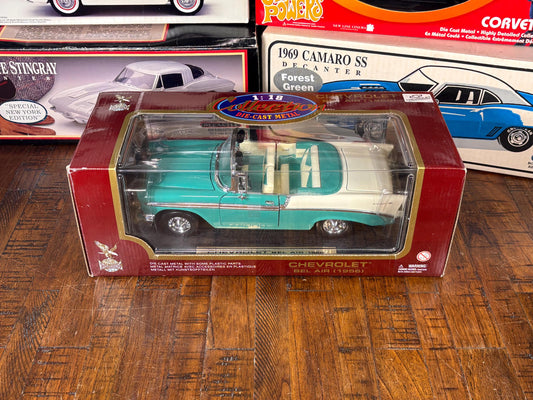 Road Legends 1956 Blue Chevy Bel Air Convertible 1:18 Scale Diecast Model New