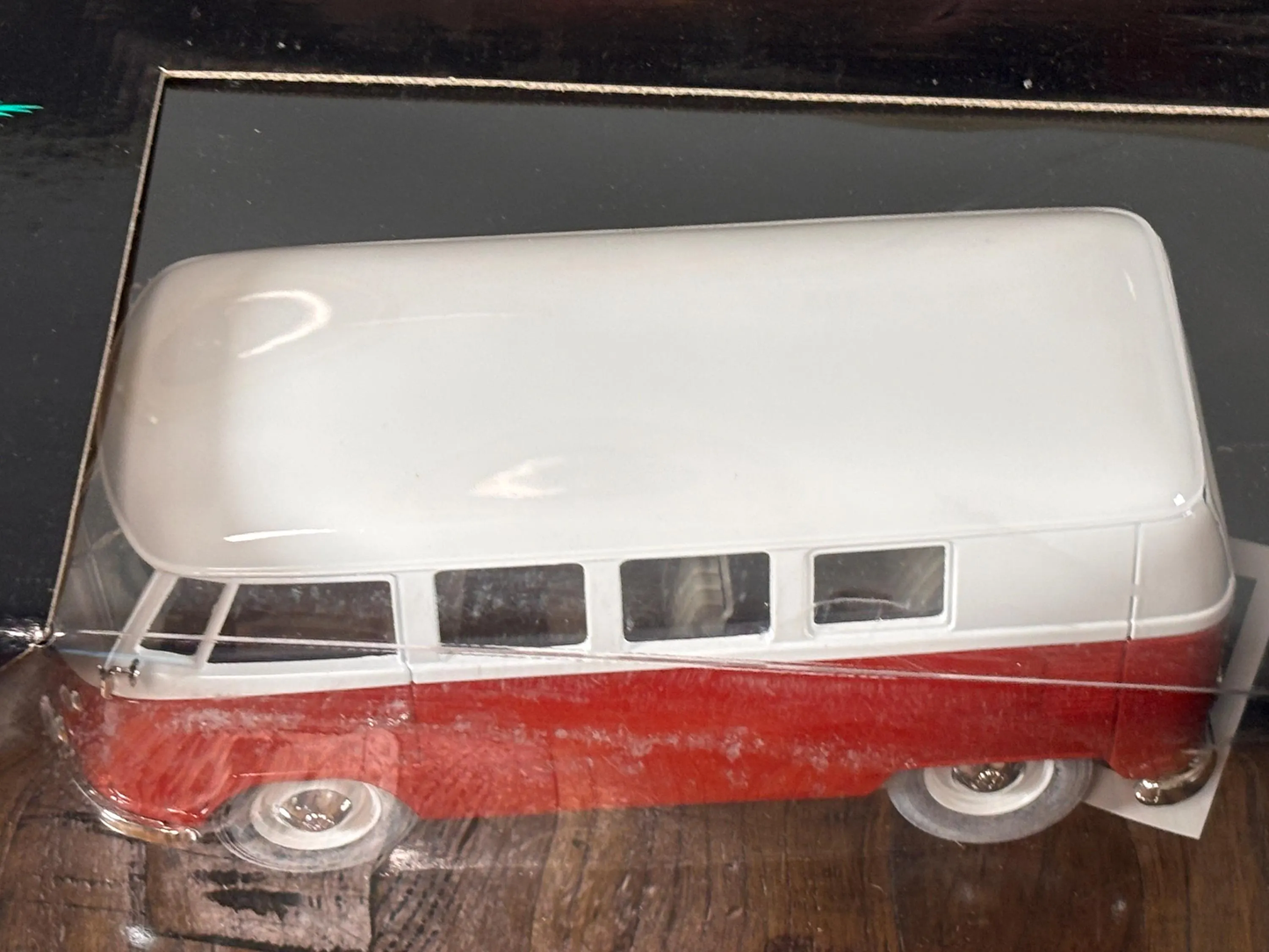 Solido Prestige 1966 Volkswagon VW Combi Vitre Van Bus Split Window 8031 New