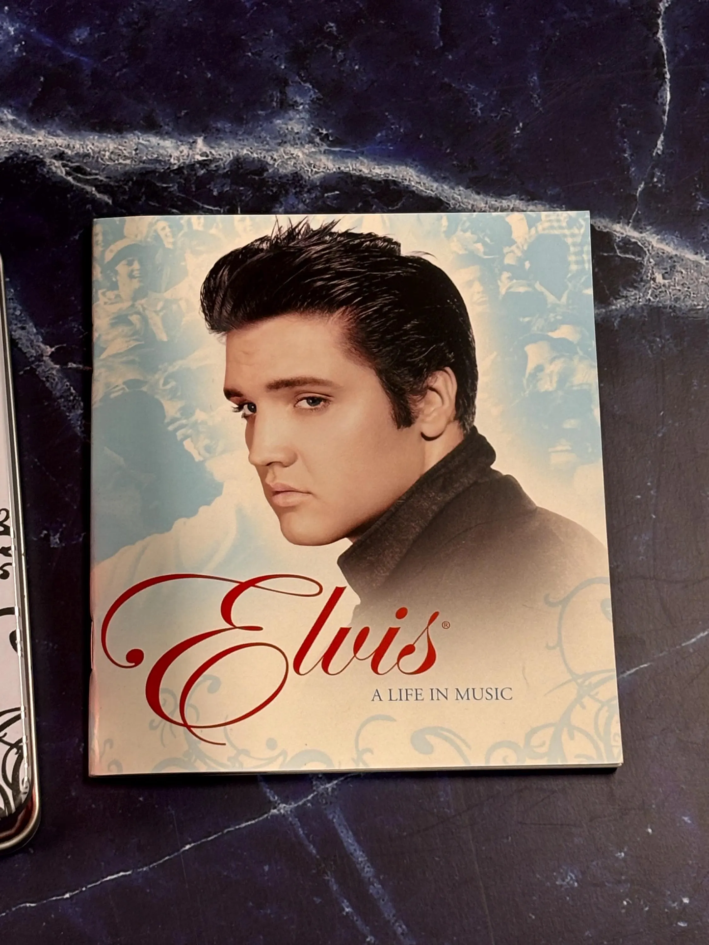 Vtg Elvis Home for the Holidays Collector's Edition Tin & Booklet Only 1985 BMG
