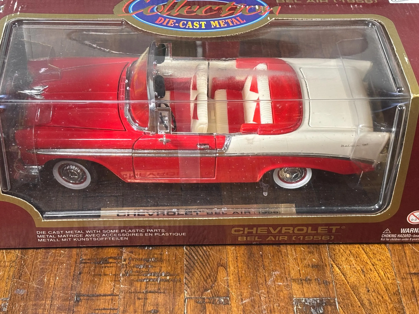 1957 Chevrolet Chevy Convertible Bel Air Road Tough Collection Die-Cast 1:18 New