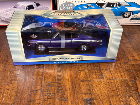 1969 Blue Purple Plymouth BARRACUDA 1:18 DIECAST Yat Ming Road Signature 383 New