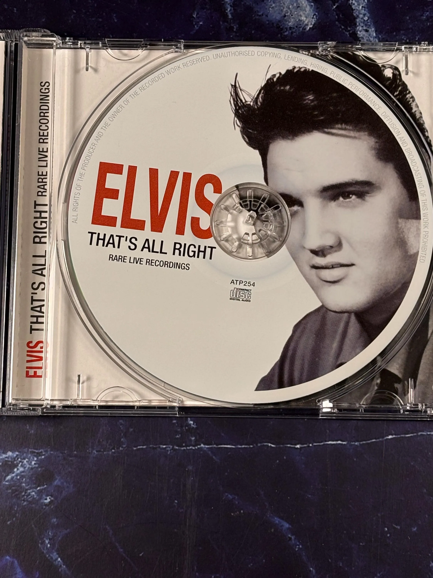 Elvis Presley - That's All Right Rare Live Recordings CD Bonus interview  2011