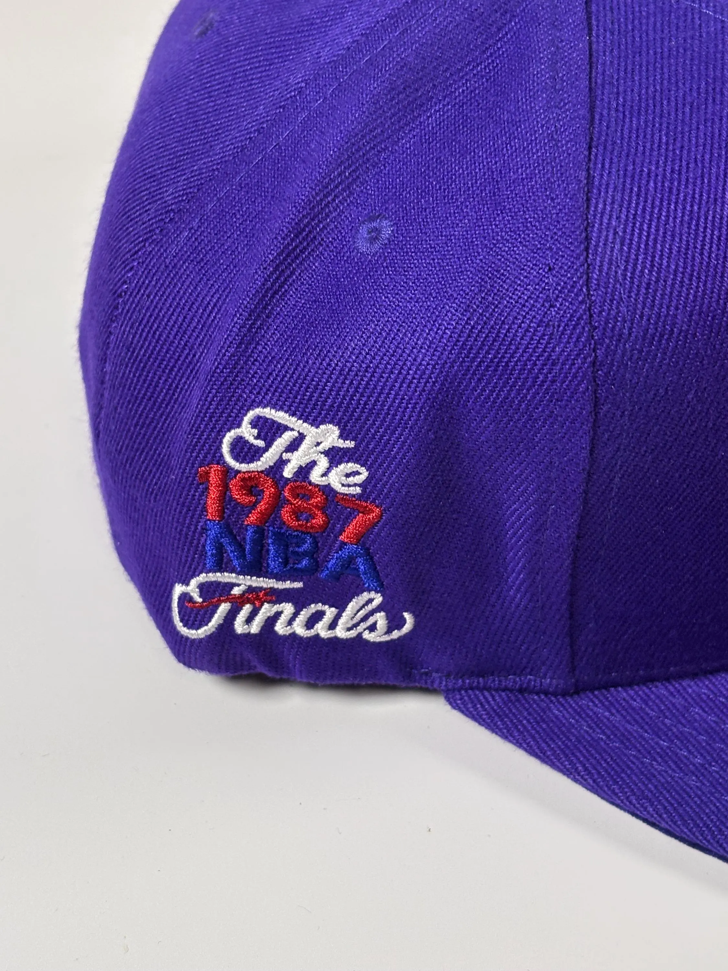 Mitchell & Ness LA Los Angeles Lakers Purple 1987 NBA Finals Fitted Hat 7 3/8 New