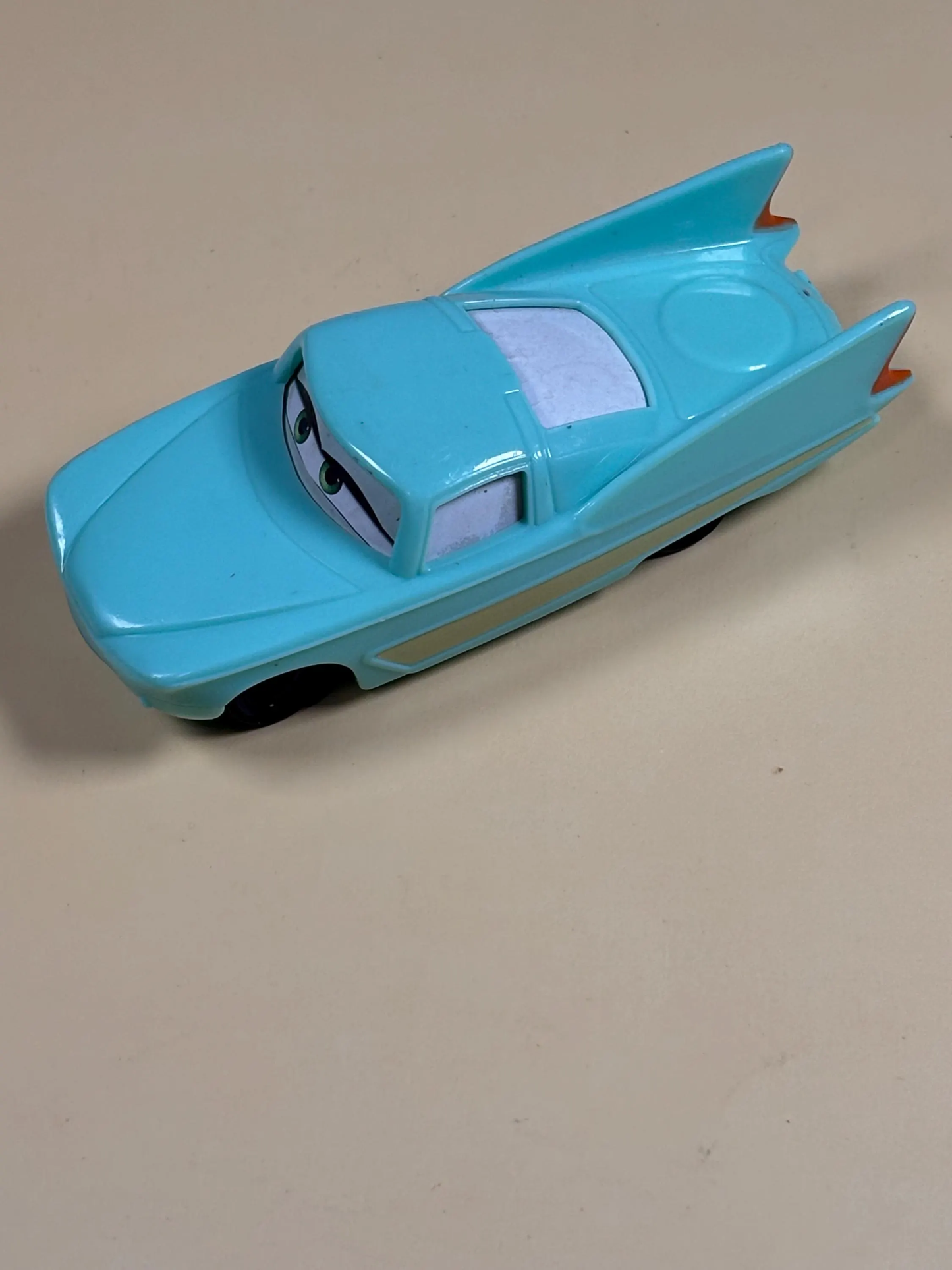 McDonald's Happy Meal 2006 Toy Disney's Pixar Cars #6 Flo Pull Back Toy