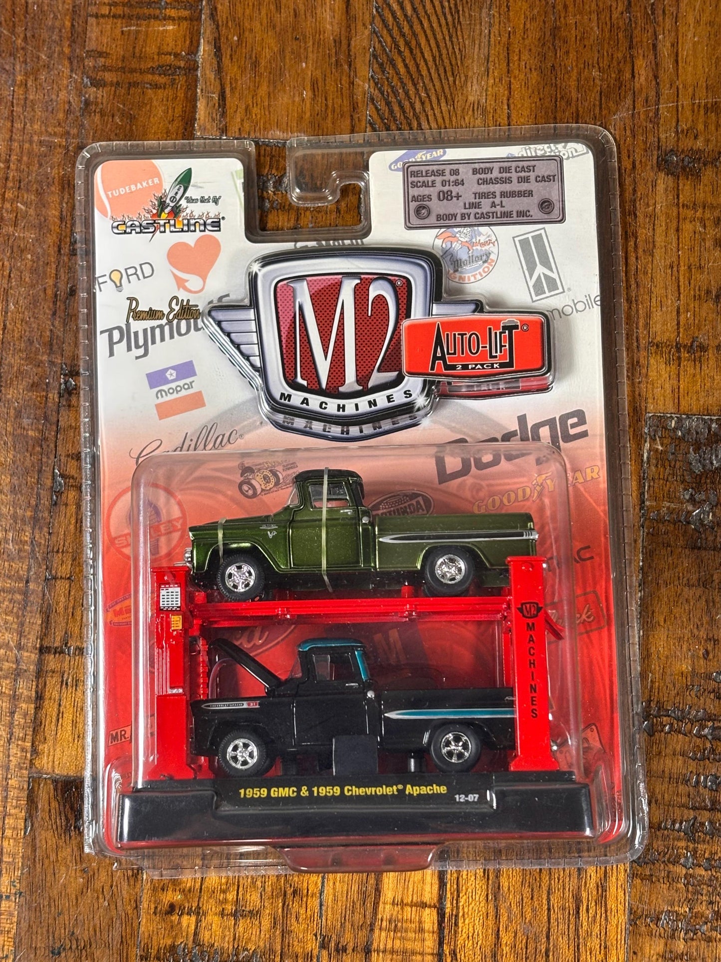 New 2012 Castline M2 auto lift 1959 GMC and 1959 Chevrolet Apache 12–07