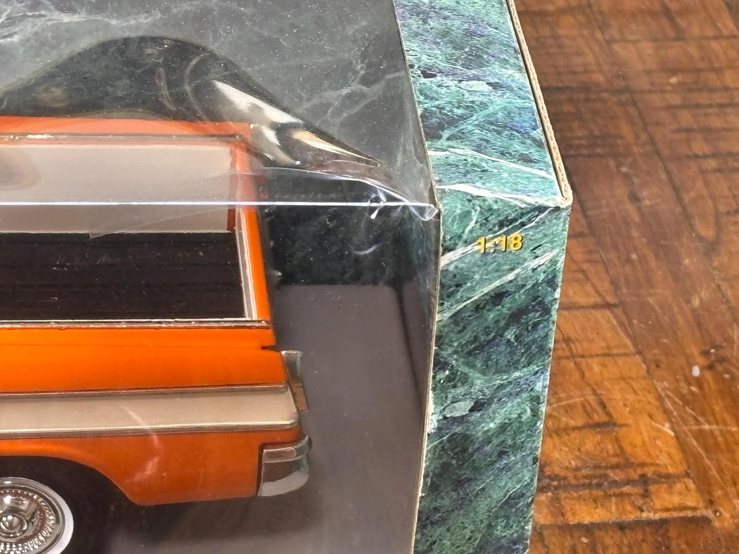 Ertl American Muscle 7853 1/18 Scale 1957 Chevrolet Cameo Diecast Orange Pickup Truck New