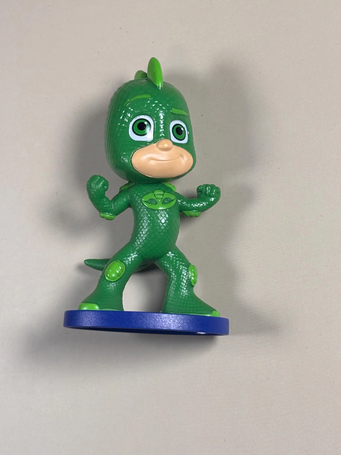 PJ Masks Gecko Gekko Green Just Play Action Figure Toy Cake Topper Stand 3"