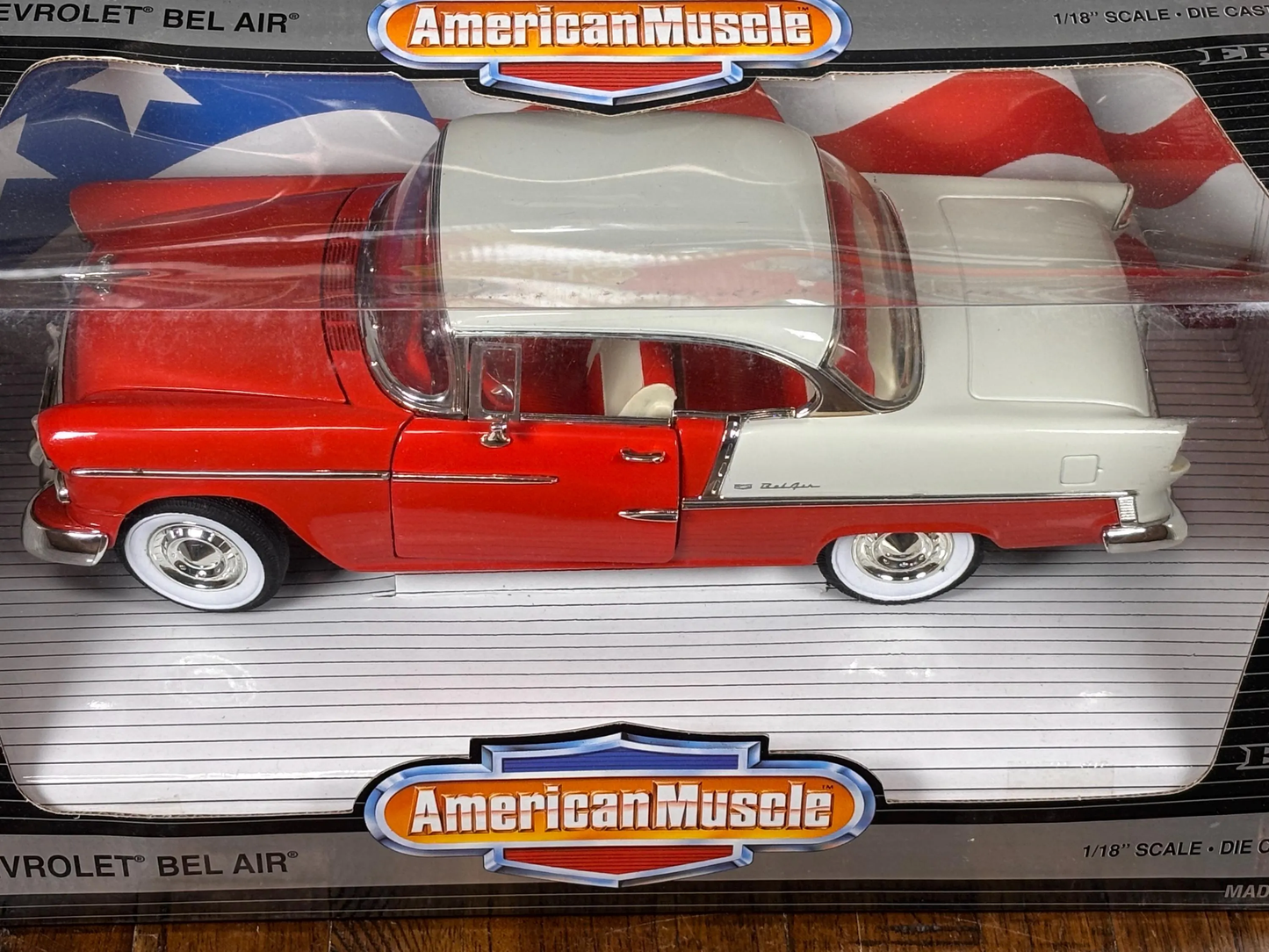 ERTL American Muscle 1955 Chevrolet Bel Air Die Cast 1:18 Red White Stripes