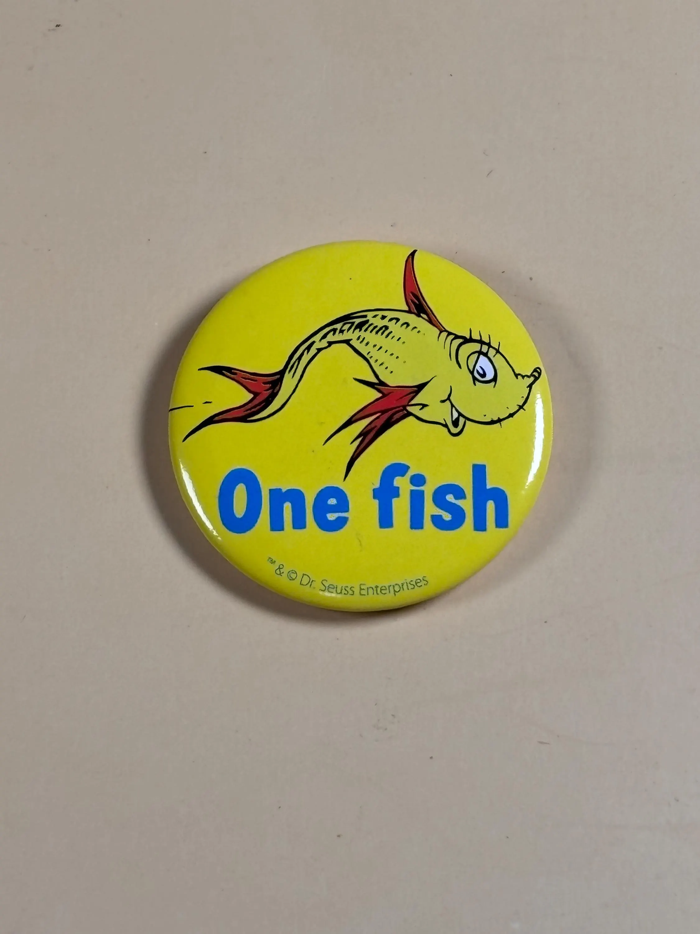 Vintage Dr Seuss One Fish Yellow Button Pin 1.5” Pinback
