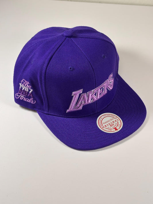 Mitchell & Ness LA Los Angeles Lakers 1987 Finals Monochromatic Purple Snapback New