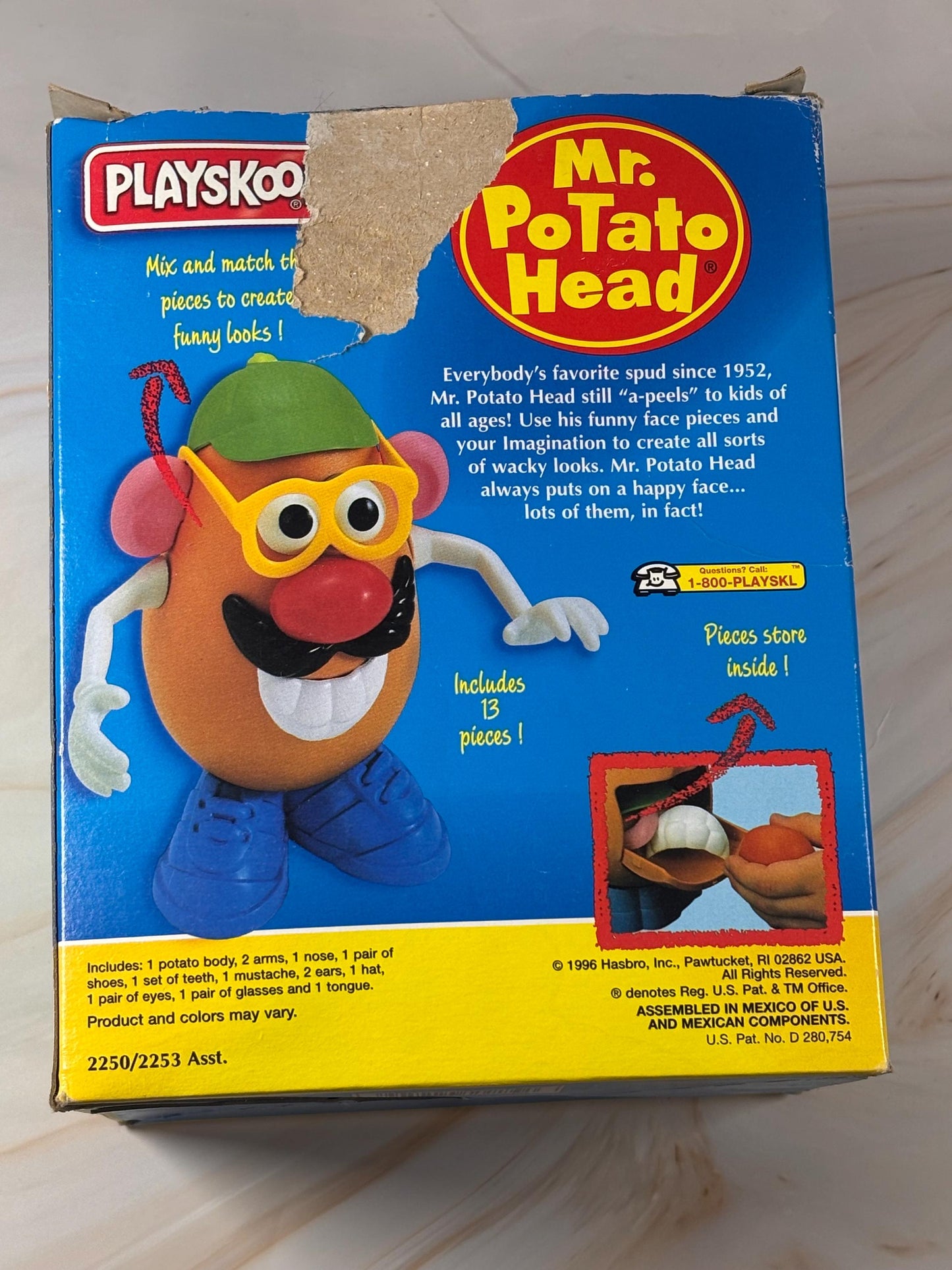 VTG Hasbro Playskool Mr. & Mrs. Potato Head Toy 6" With Accessories 1992-1995